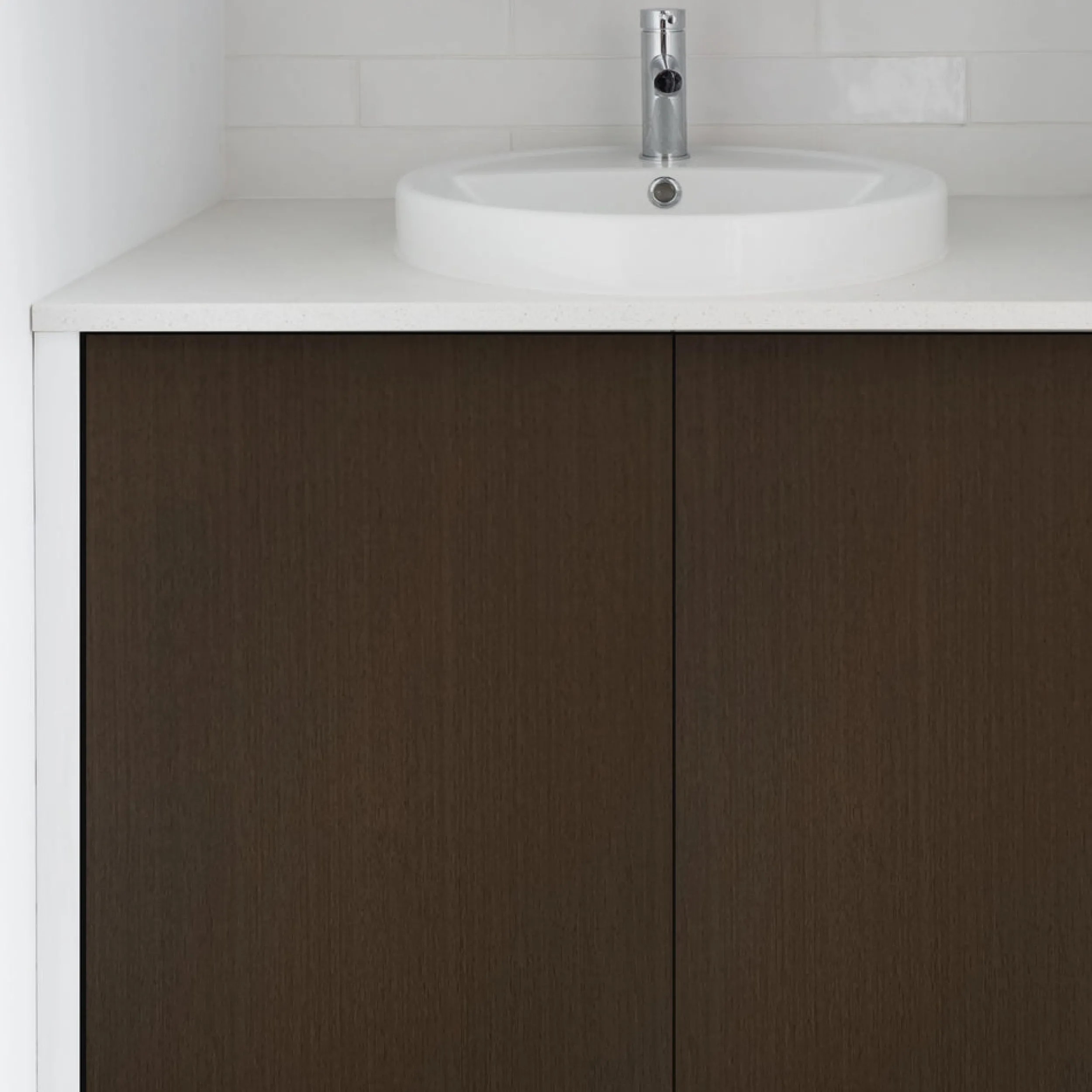 New Cocoa kontaktplast Baderomsmøbler | Treverk