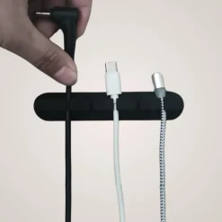 Outlet Kabelholder med 5 hull All Organisering | Organisering